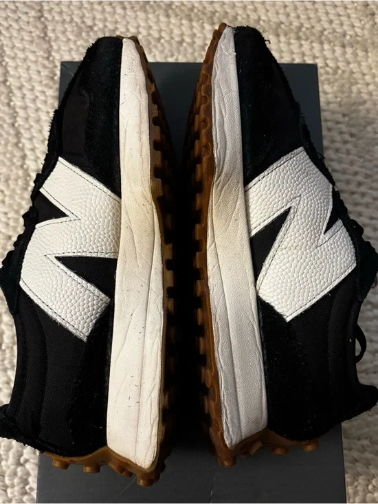 New Balance 327 Black, White & Gum Accent Running Sneakers - Picture 4 of 13